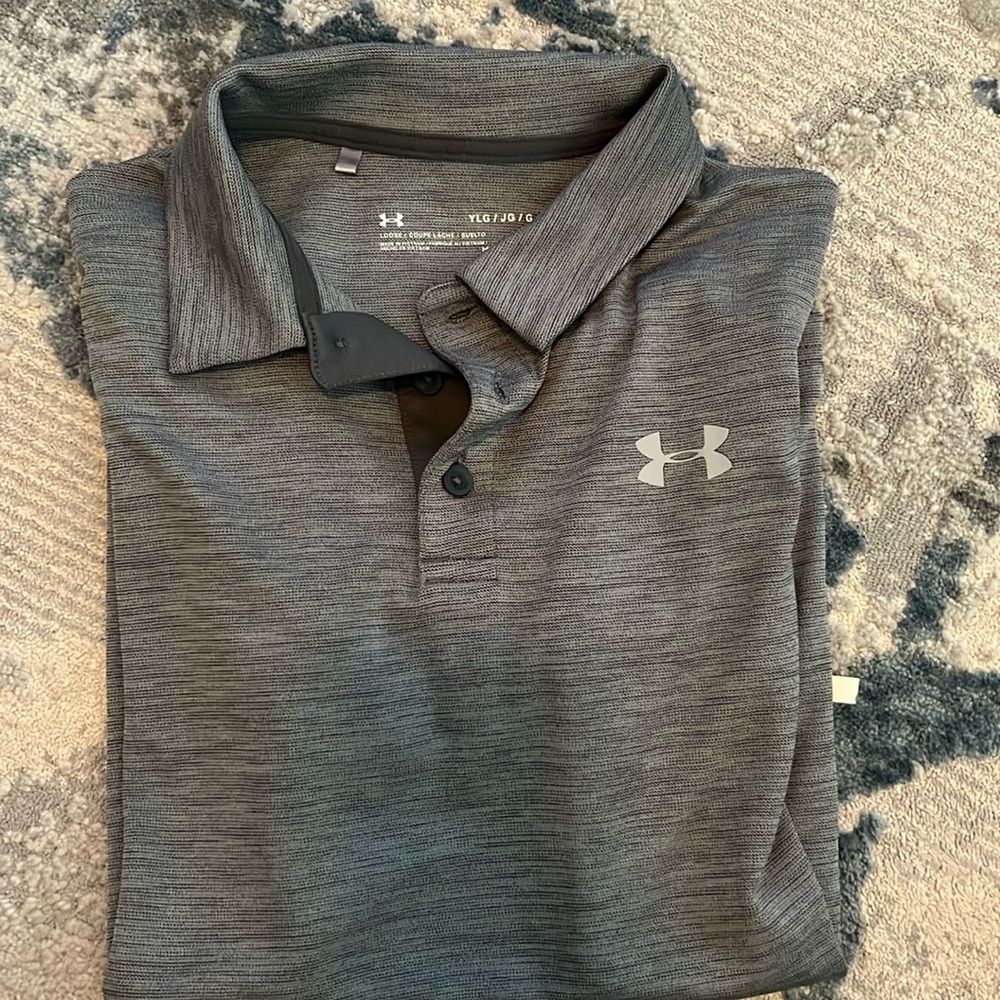 Under armour barely worn